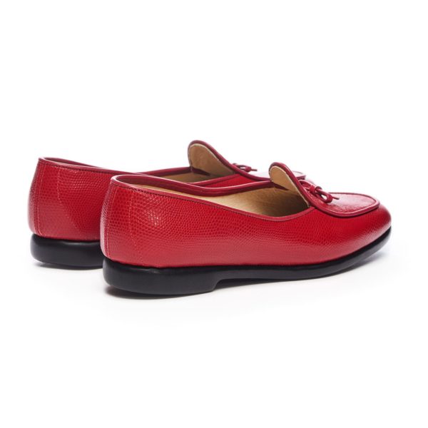 9081.3MID_RedLiz_Red_0683 Red textured loafers with bow